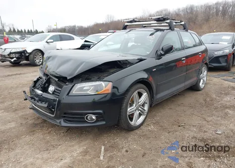 2011 Audi A3 2.0T Premium из США, поврежденный, VIN WAUKEAFM3BA009165